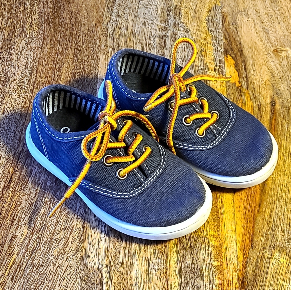 Vintage Oshkosh b'gosh Navy Blue Toddler Canvas Sneaker